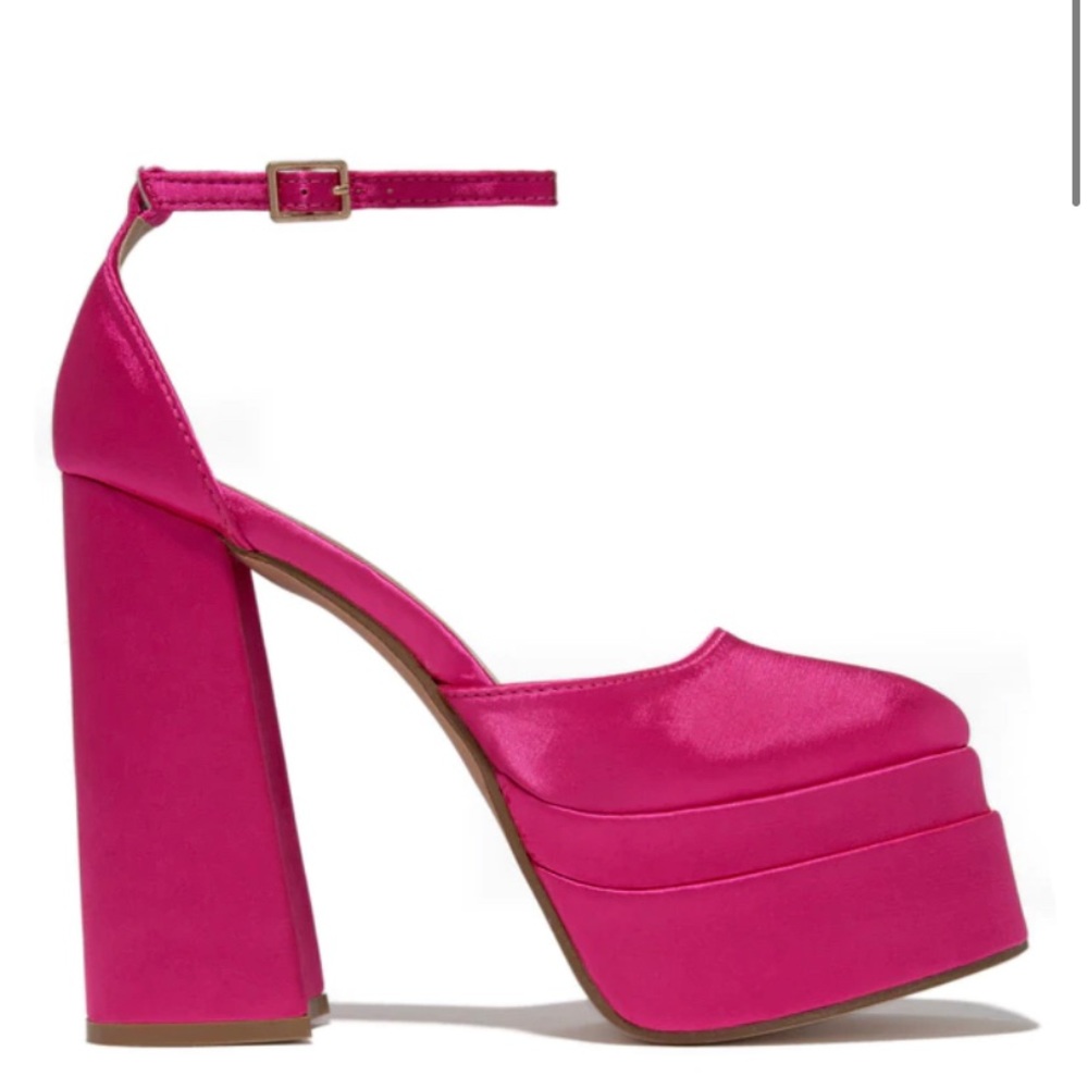 Miss Lola Satin Platform Pumps